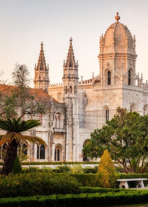 2. (2) Portugal