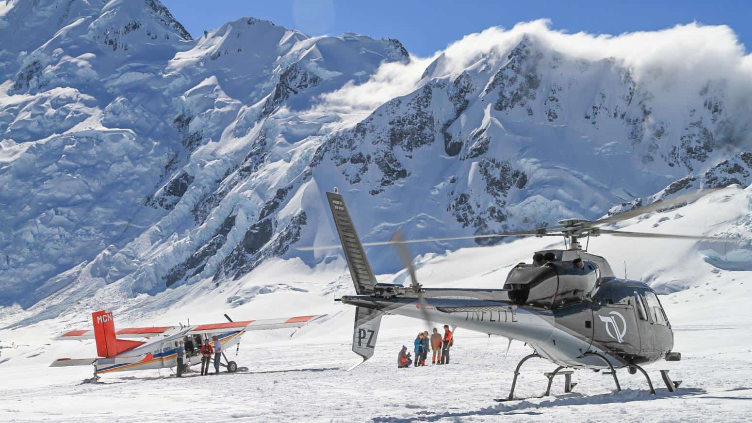 1 – Heli Glacier landing 1 - Heli Glacier landing